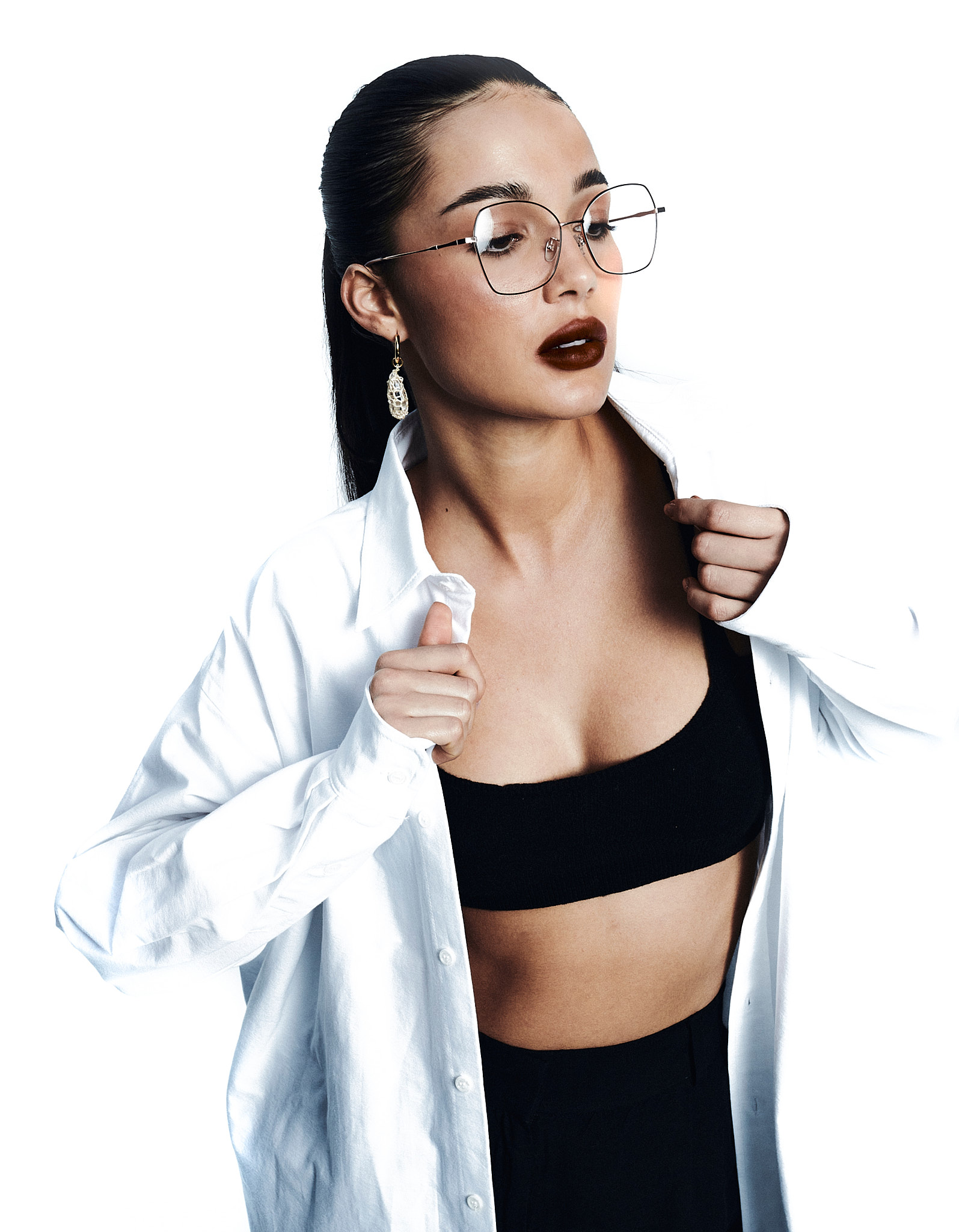 Duże metalowe okulary korekcyjne Youl Nora złote modelka