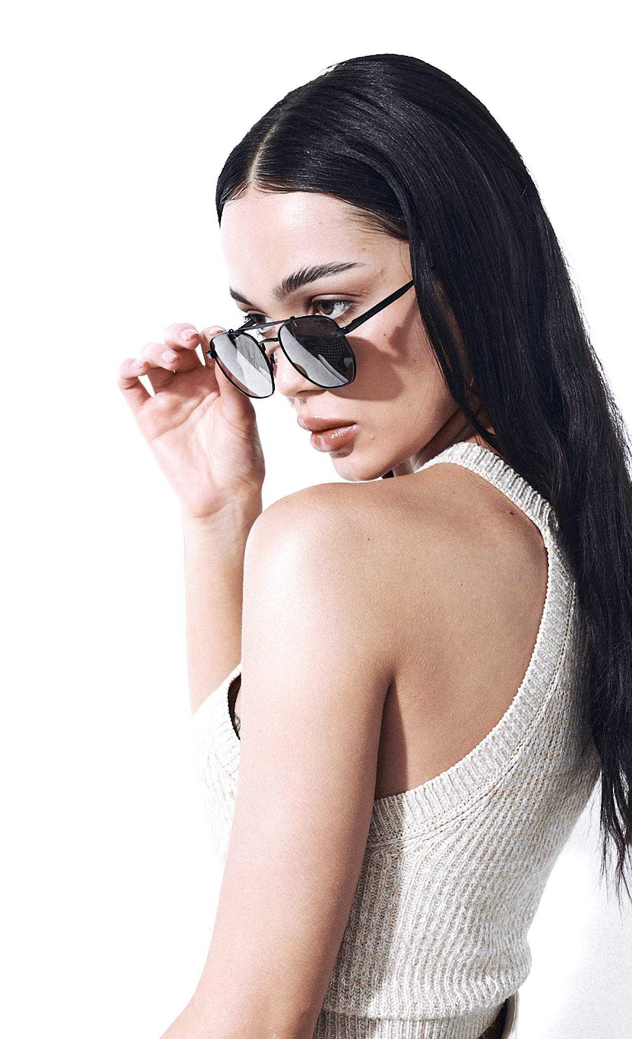 oprawy słońce czarne metalowe lekkie cienkie youl etolin męskie damskie na modelce