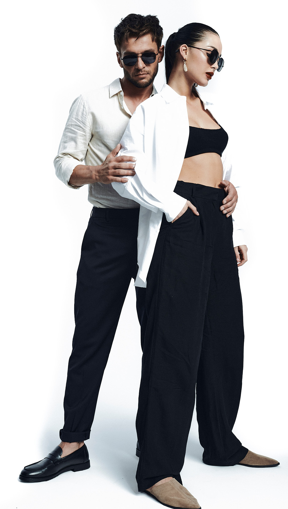 okulary korekcyjne przeciwsłoneczne złote czarne srebrne na modelu na modelce youl milos metalowe cienkie lekkie